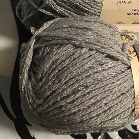 Downton Abbey Yarn Collection Lady Mary -- 2 silver frost  NEW - Picture 3 of 3